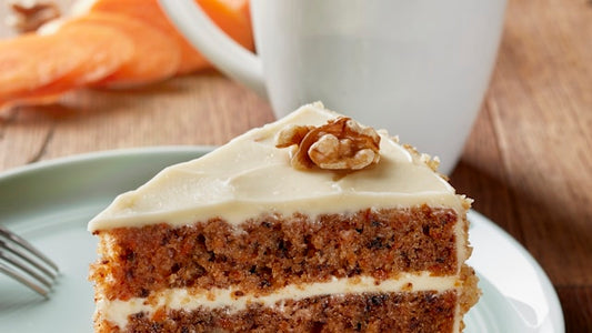 Classic Carrot Cake with Jaca Cream Cheese Frosting