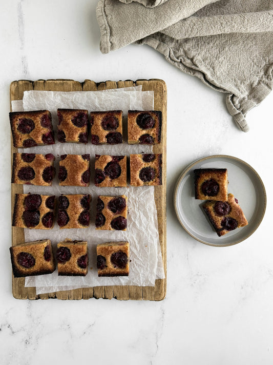 Cranberry Bliss Bars with Jaca