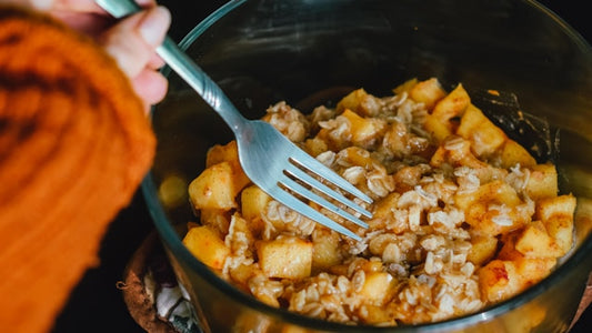 Old Fashioned Peach Cobbler with Jaca